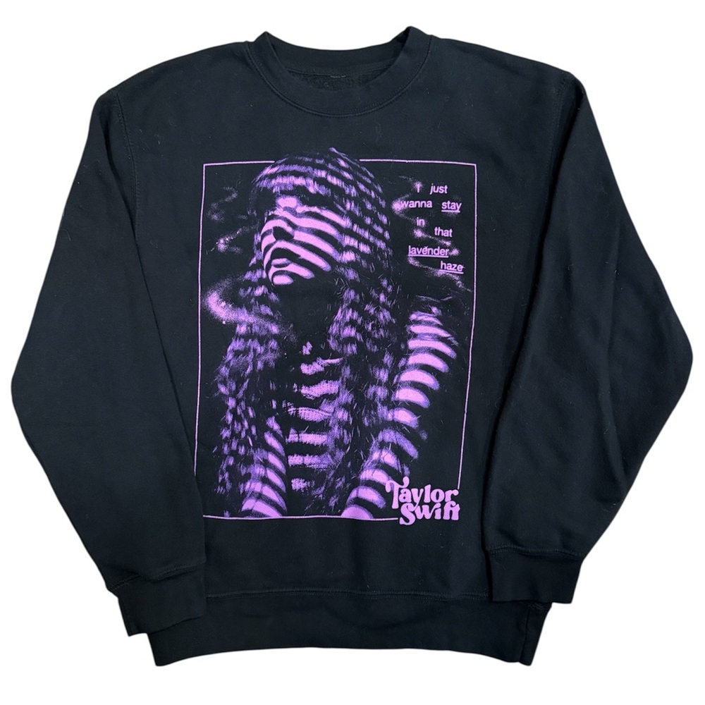 Taylor Swift The Eras Tour Lavender Hazy Crewneck Sweatshirt Size Medium EUC